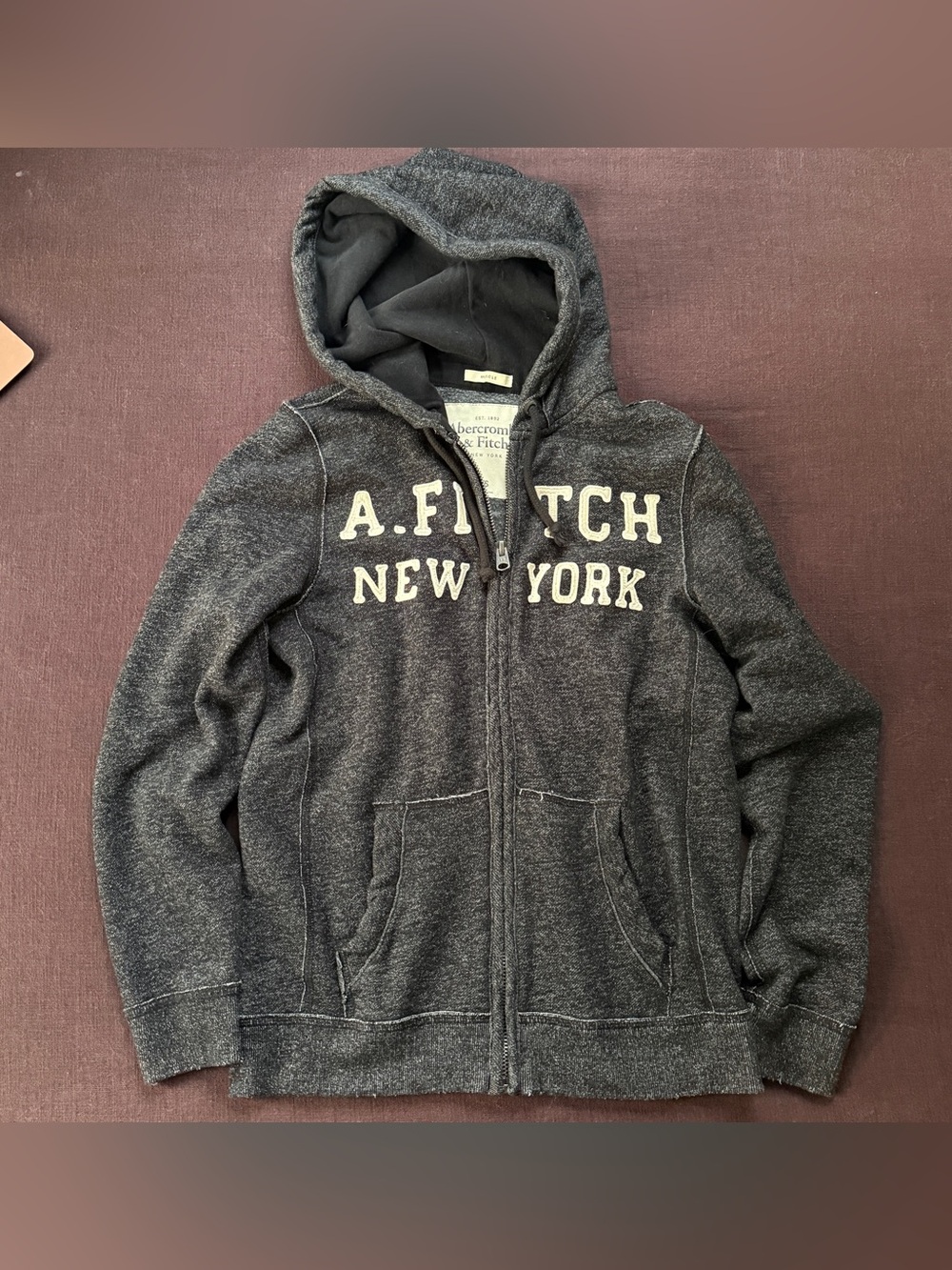Vintage Y2K Abercrombie & Fitch Embroidered New York Zip Hoodie Size S Raised